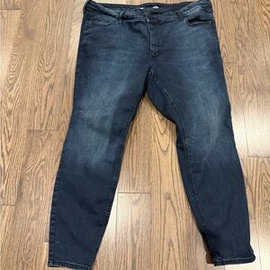 Old Navy high rise rockstar super skinny jeans (size 22)